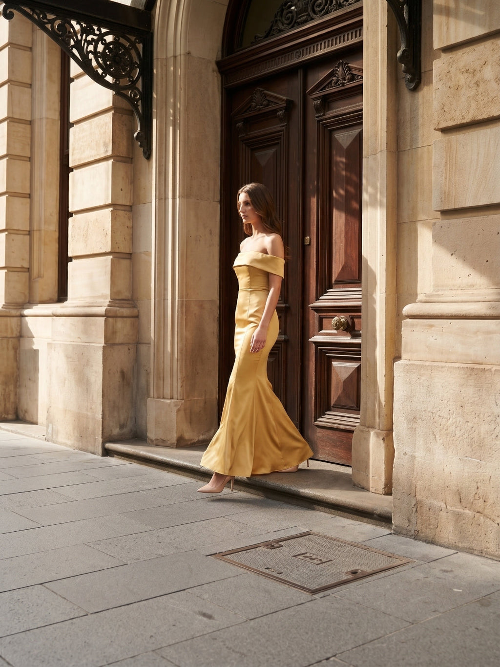 Gold Satin Trumpet Off-the-Shoulder Floor-Length Bridesmaid Dress - Curvevia