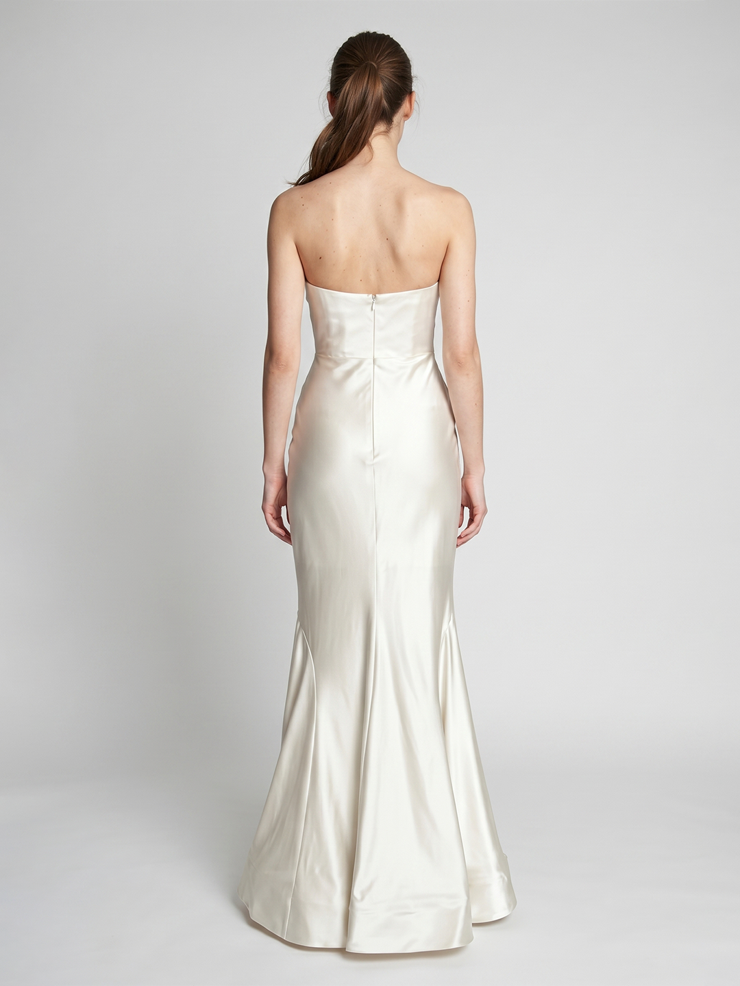 Ivory Satin Mermaid Sweetheart Backless Floor-Length Bridesmaid Dress with Pleated Trim - Curvevia
