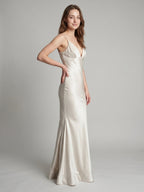 Ivory Satin Sheath V-Neck Backless Floor-Length Bridesmaid Dress with Pleated Detail - Curvevia