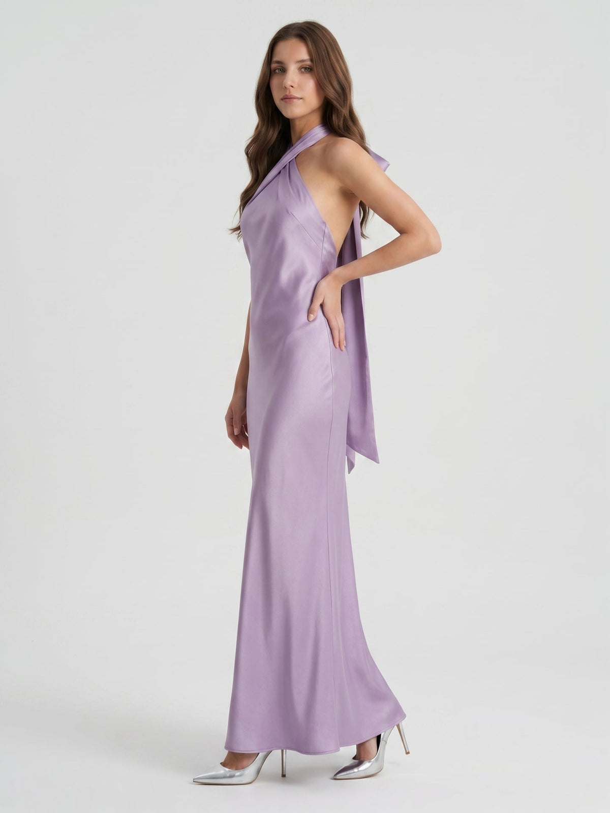 Lavender Column Halter Backless Floor-Length Bridesmaid Dress with Bow - Curvevia