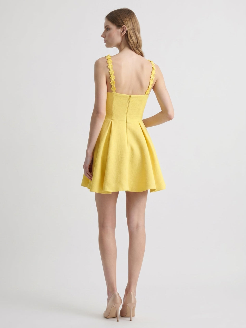 Lemon Stretch Knit A-Line V-Neck Backless Knee-Length Bridesmaid Dress with Pleats - Curvevia