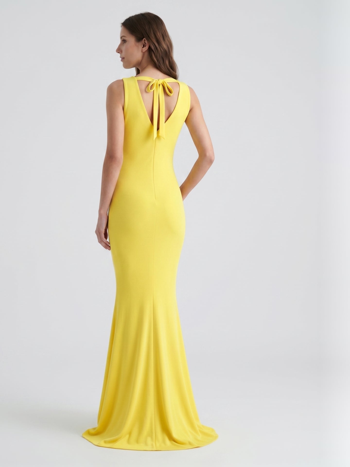 Lemon Stretch Knit Mermaid V-Neck Floor-Length Bridesmaid Dress with Pleats - Curvevia