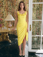 Lemon Stretch Knit Sheath Scoop Neck Backless Knee-Length Bridesmaid Dress with 3D Flower - Curvevia