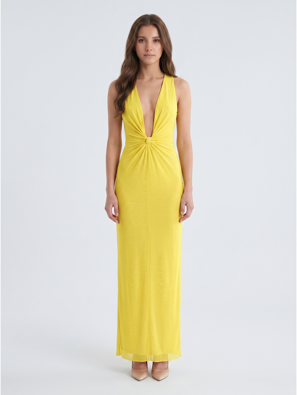 Lemon Tulle Sheath V-Neck Side Zip Floor Bridesmaid Dress with Pleats - Curvevia