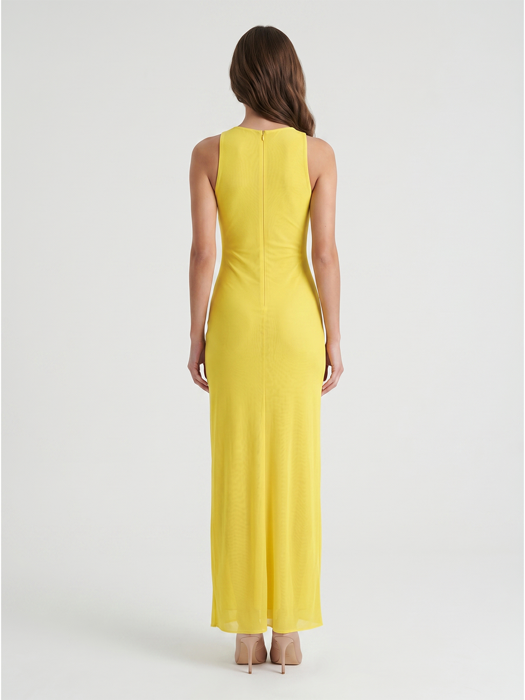 Lemon Tulle Sheath V-Neck Side Zip Floor Bridesmaid Dress with Pleats - Curvevia