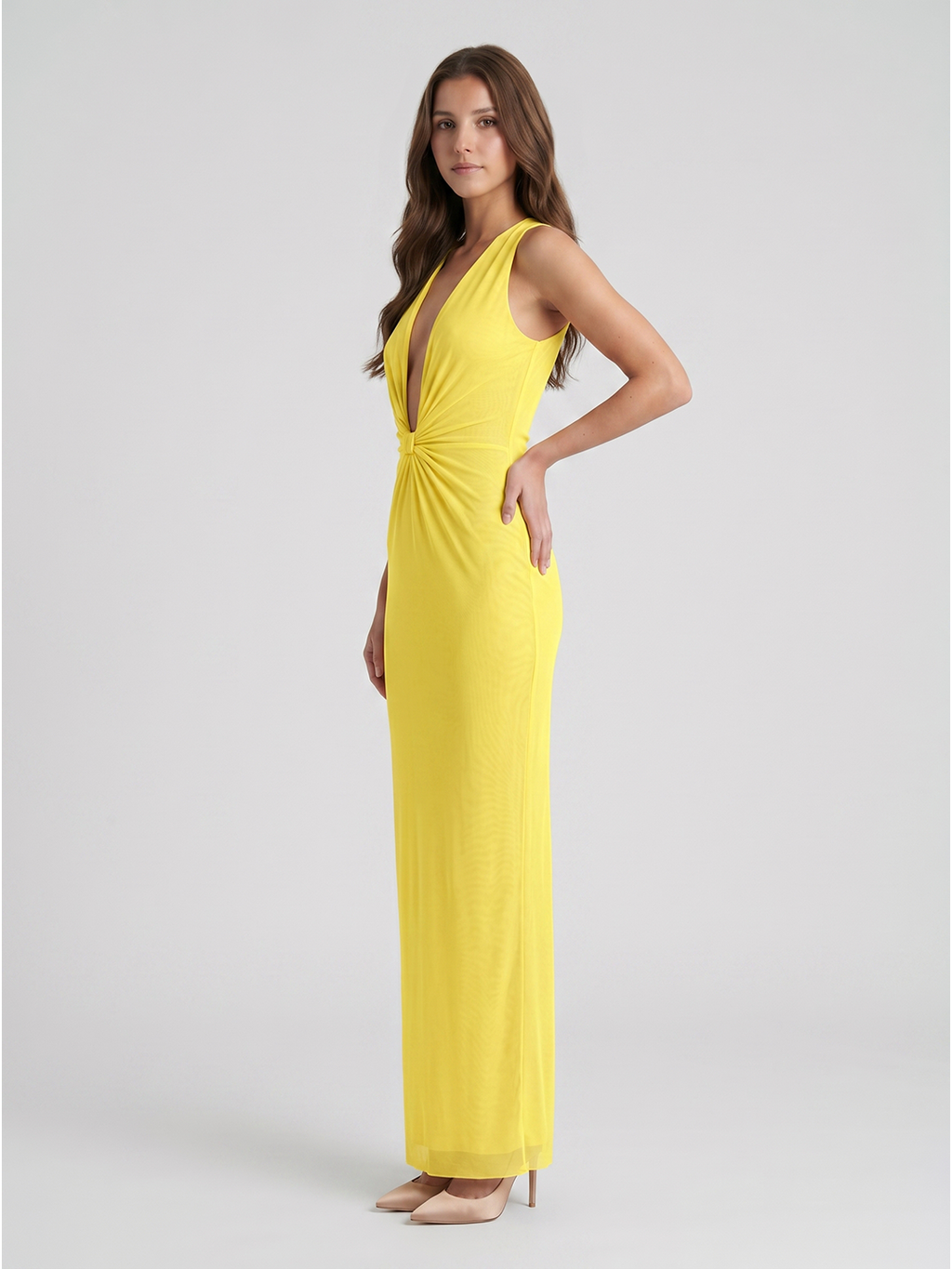 Lemon Tulle Sheath V-Neck Side Zip Floor Bridesmaid Dress with Pleats - Curvevia