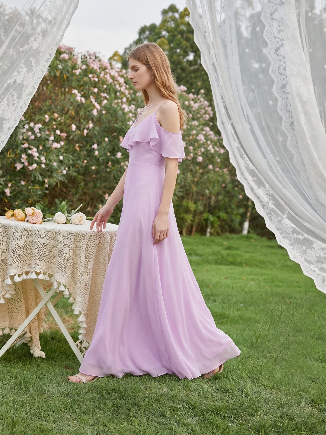 Lilac Chiffon A-Line V-Neck Back Zip Floor-Length Bridesmaid Dress with Pleated Details - Curvevia