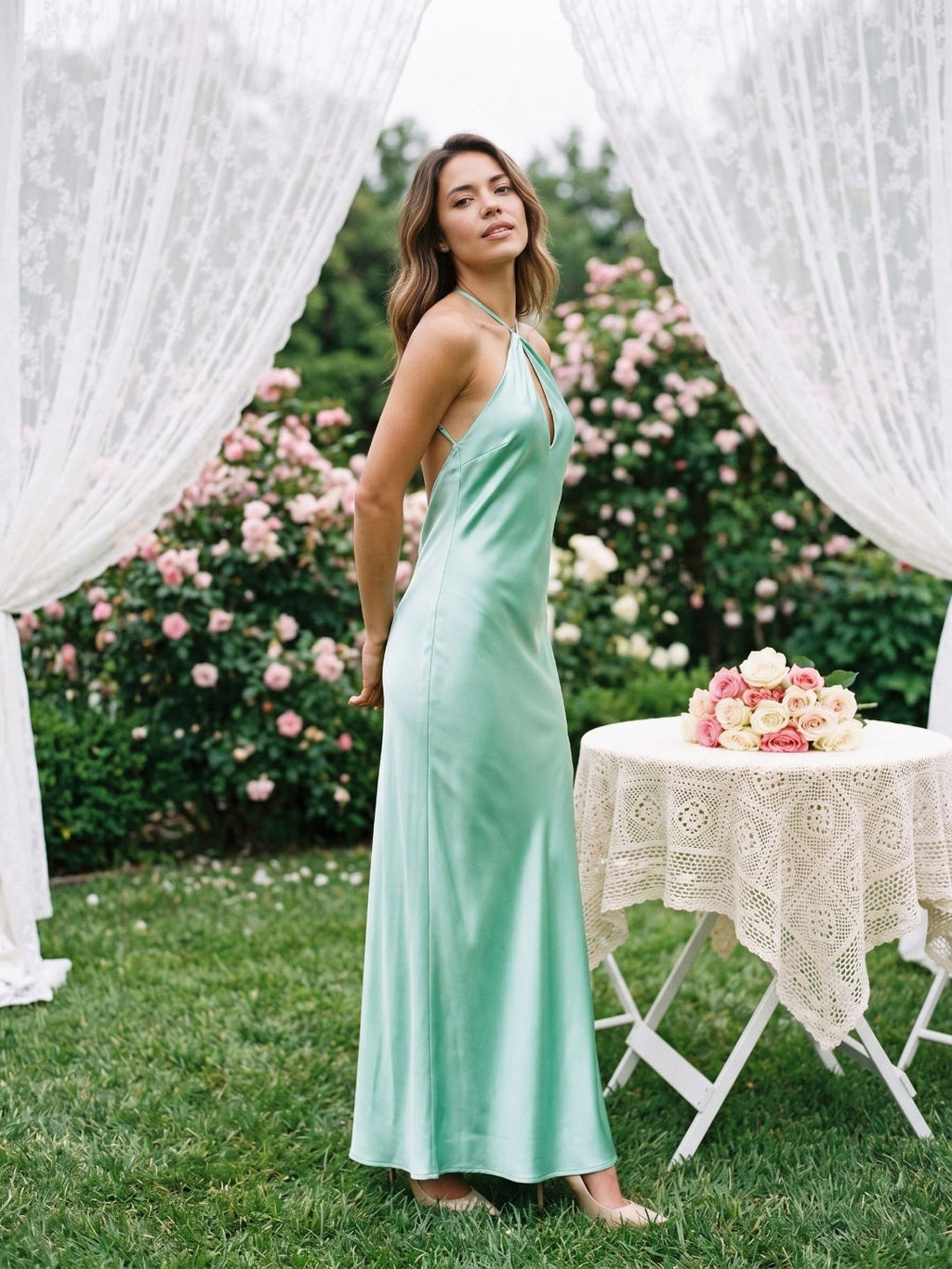 Mint Green Satin Sheath Halter Neckline Backless Floor-Length Evening Dress - Curvevia