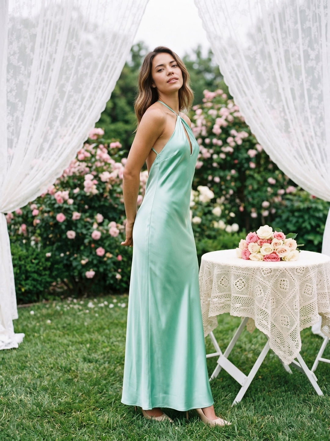 Mint Green Satin Sheath Halter Neckline Backless Floor-Length Evening Dress - Curvevia