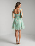Mint Green Tulle A-Line Sweetheart Back Zip Short Homecoming Dress with Floral Appliques - Curvevia