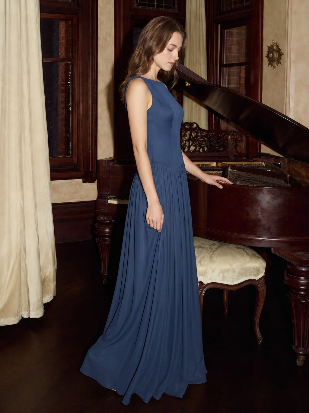 Navy Blue Chiffon A-Line Scoop Neck Back Zip Floor-Length Bridesmaid Dress with Pleated Details - Curvevia