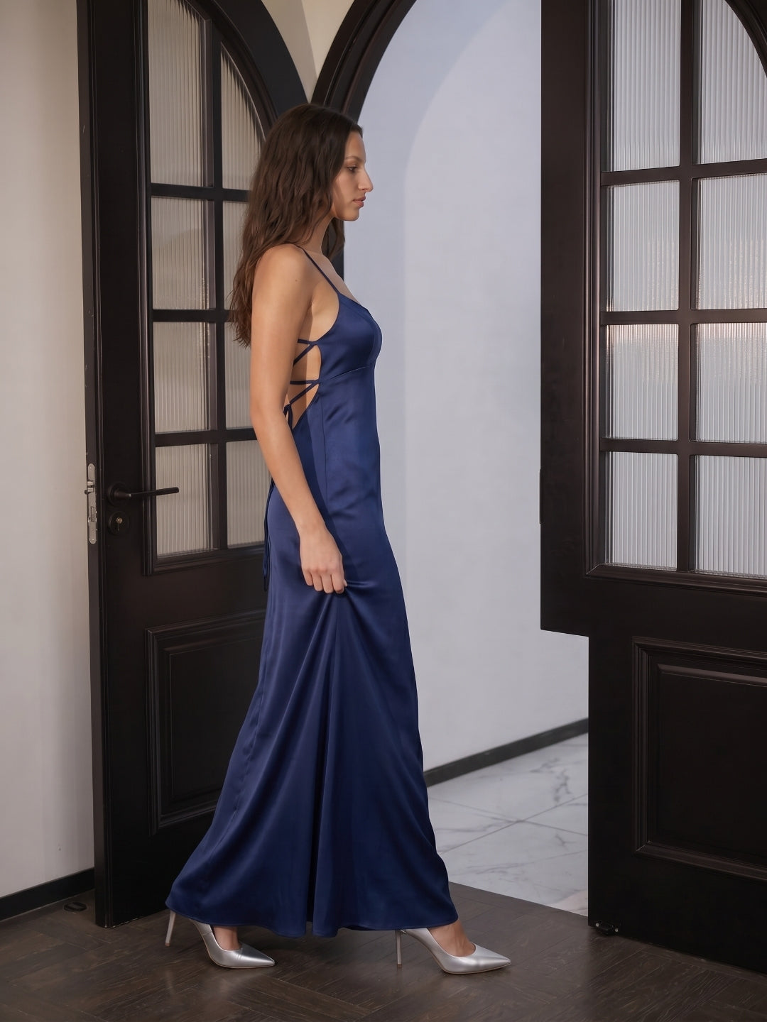 Navy Blue Matte Satin Mermaid V-Neck Backless Floor-Length Bridesmaid Dress - Curvevia