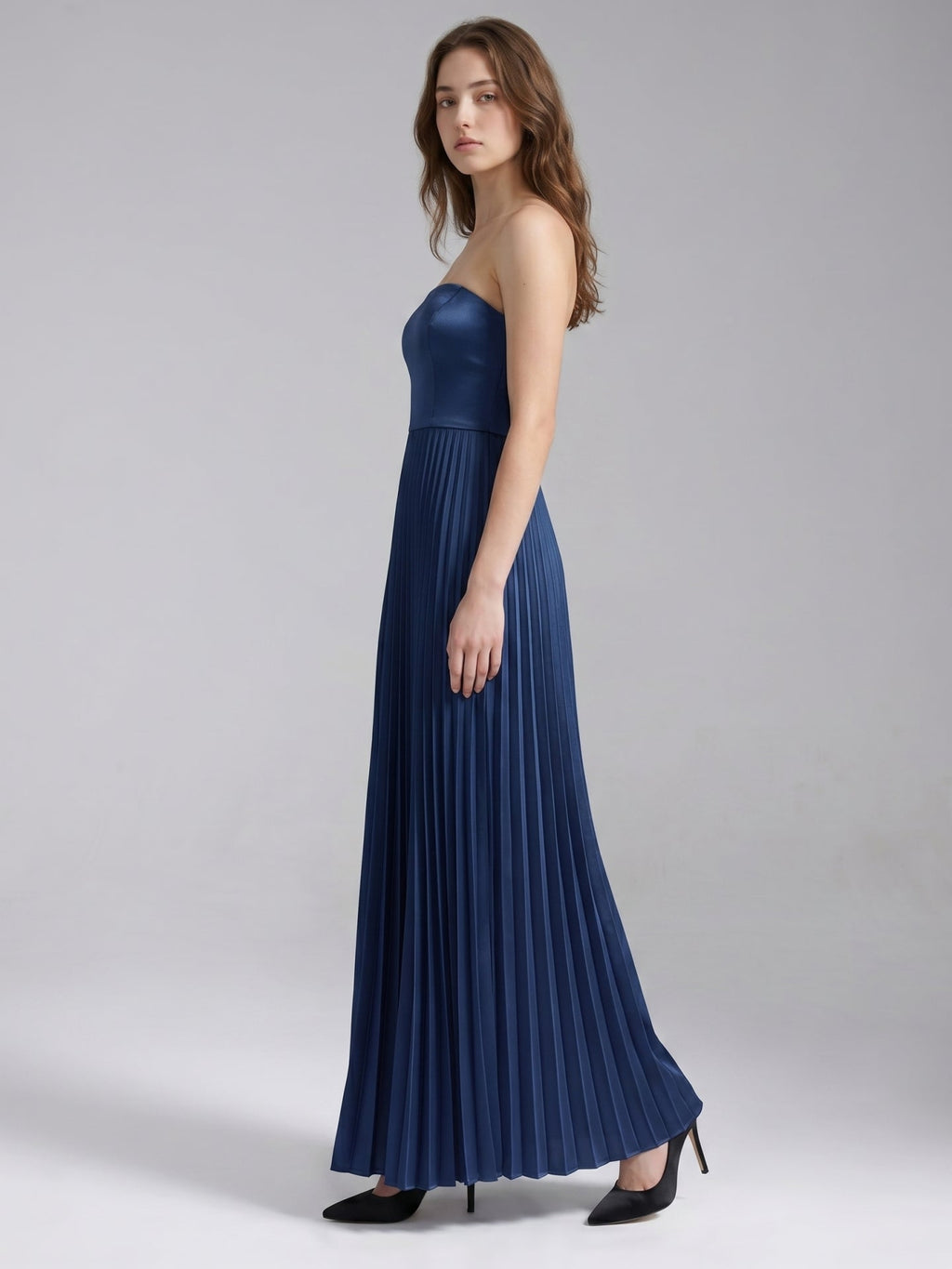 Navy Blue Satin A-Line Straight Neck Back Zip Floor-Length Bridesmaid Dress with Pleated Details - Curvevia