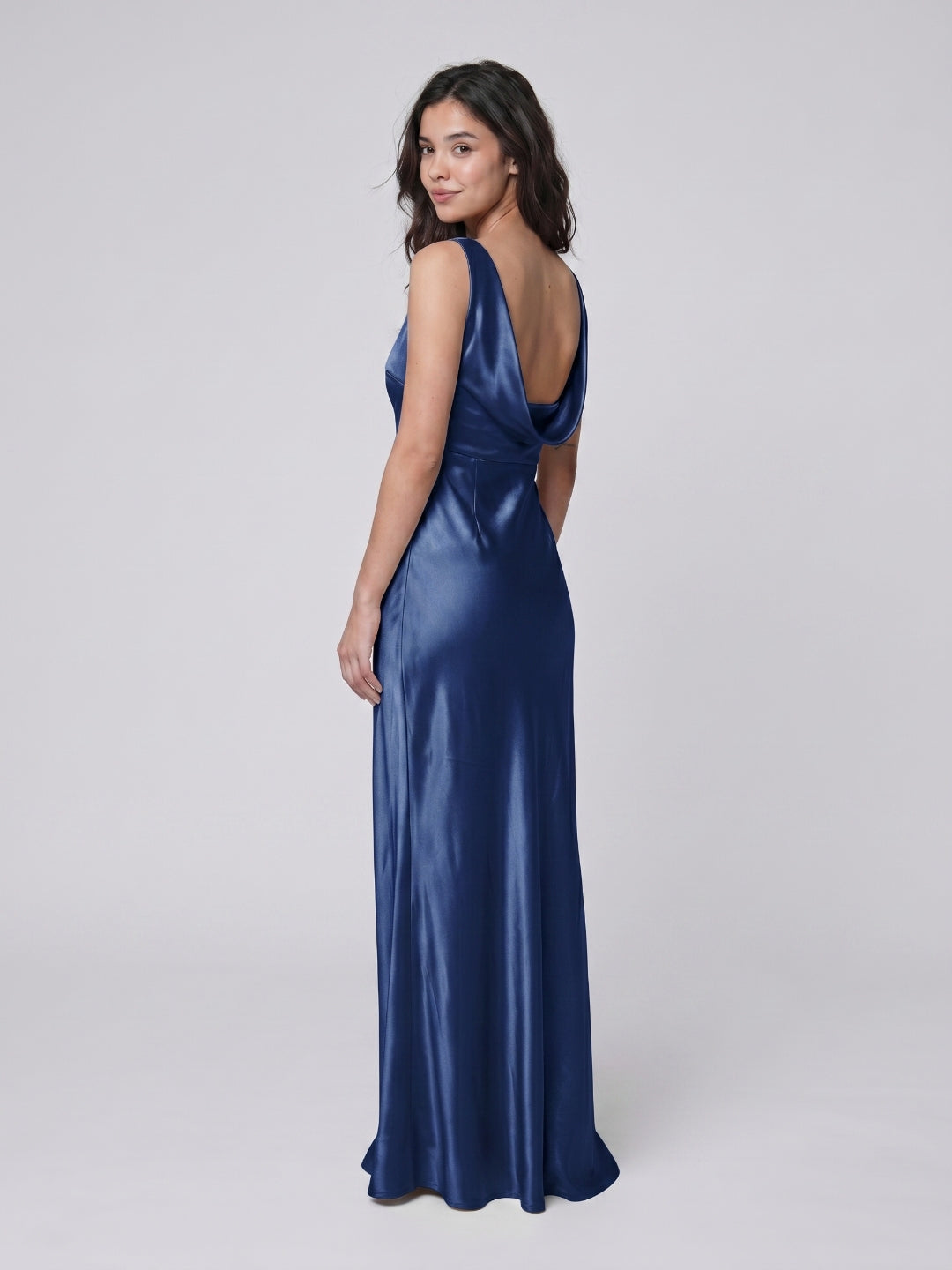 Navy Blue Satin Sheath Scoop Neck Backless Floor-Length Bridesmaid Dress - Curvevia