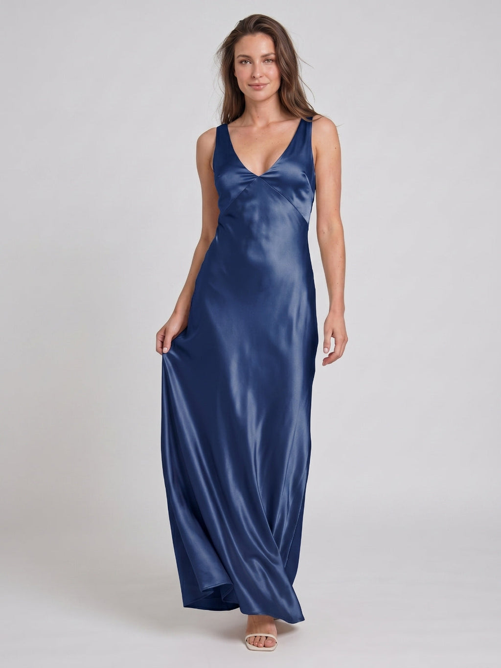 Navy Blue Satin Sheath V-Neck V-Back Floor-Length Bridesmaid Dress - Curvevia
