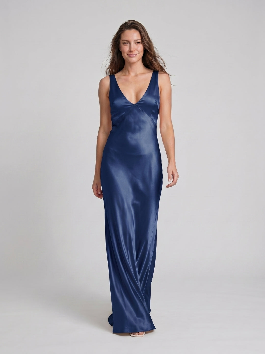 Navy Blue Satin Sheath V-Neck V-Back Floor-Length Bridesmaid Dress - Curvevia
