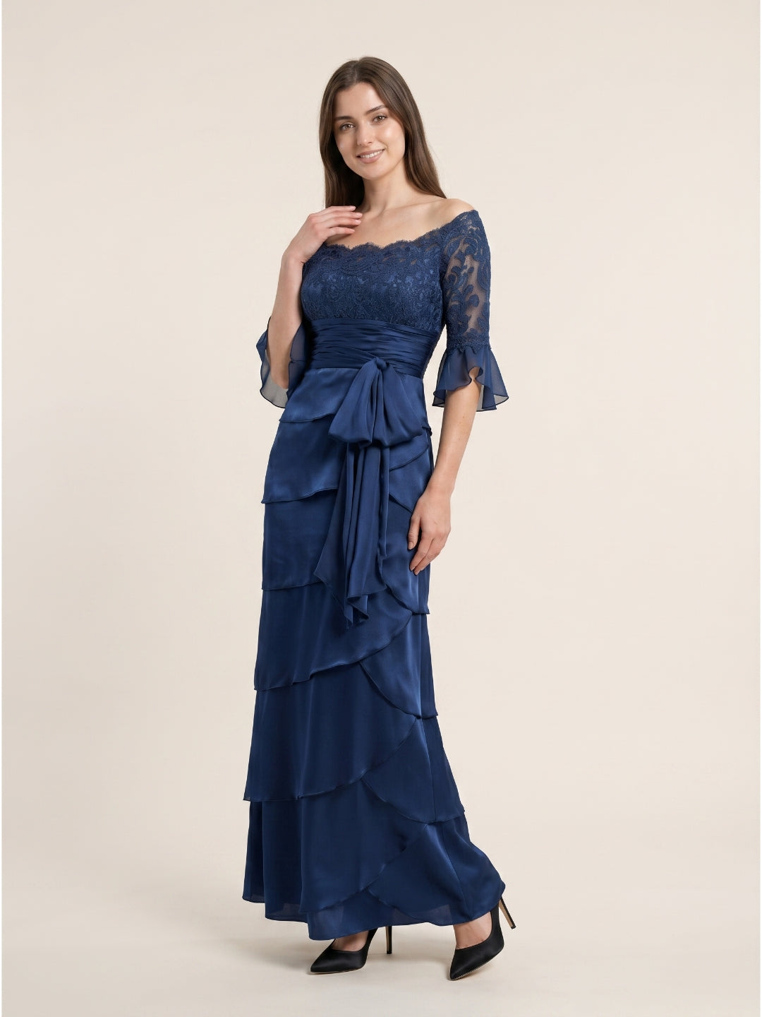 Navy Blue Satin column Scoop Neck Back Zip Floor-Length Mother of the Bride Dress with Bow - Curvevia