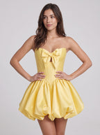 Daffodil Satin A-Line Sweetheart Neck Back Zip Short Dress with Pleated Hem Bow - Curvevia