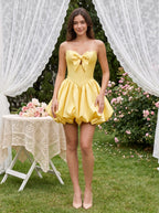 Daffodil Satin A-Line Sweetheart Neck Back Zip Short Dress with Pleated Hem Bow - Curvevia