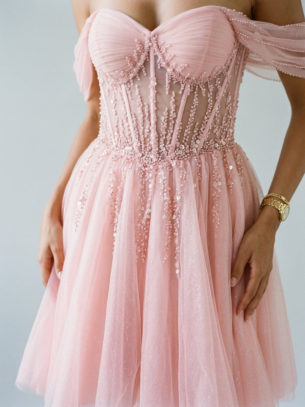 Petal Tulle A-Line Off-the-Shoulder Backless Short Homecoming Dress with Sequins - Curvevia
