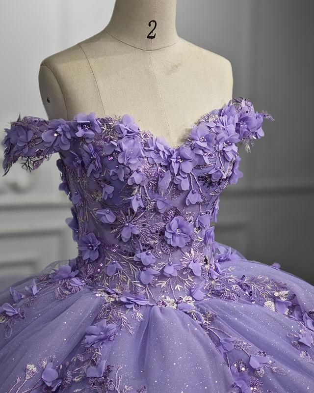 Romantic Sleeveless Beading Quinceanera Dresses with 3D Flower Appliques - Curvevia
