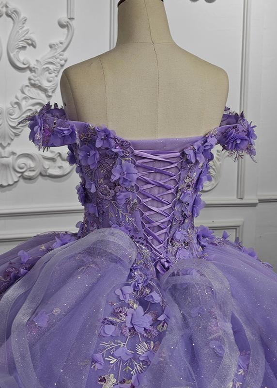 Romantic Sleeveless Beading Quinceanera Dresses with 3D Flower Appliques - Curvevia