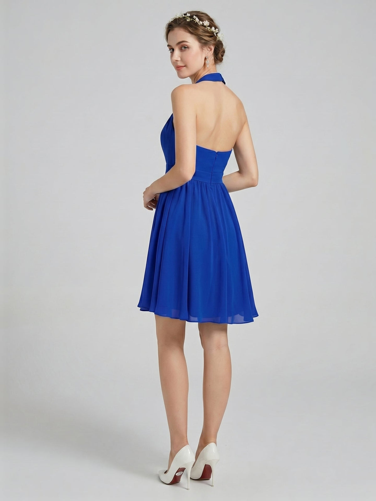 Elegant Royal Blue Chiffon A-Line Halter neckline Backless Knee-Length Bridesmaid Dress - Curvevia