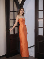Sculpted Orange Satin Sheath Sweetheart Backless Floor-Length Bridesmaid Dress with Pleats - Curvevia