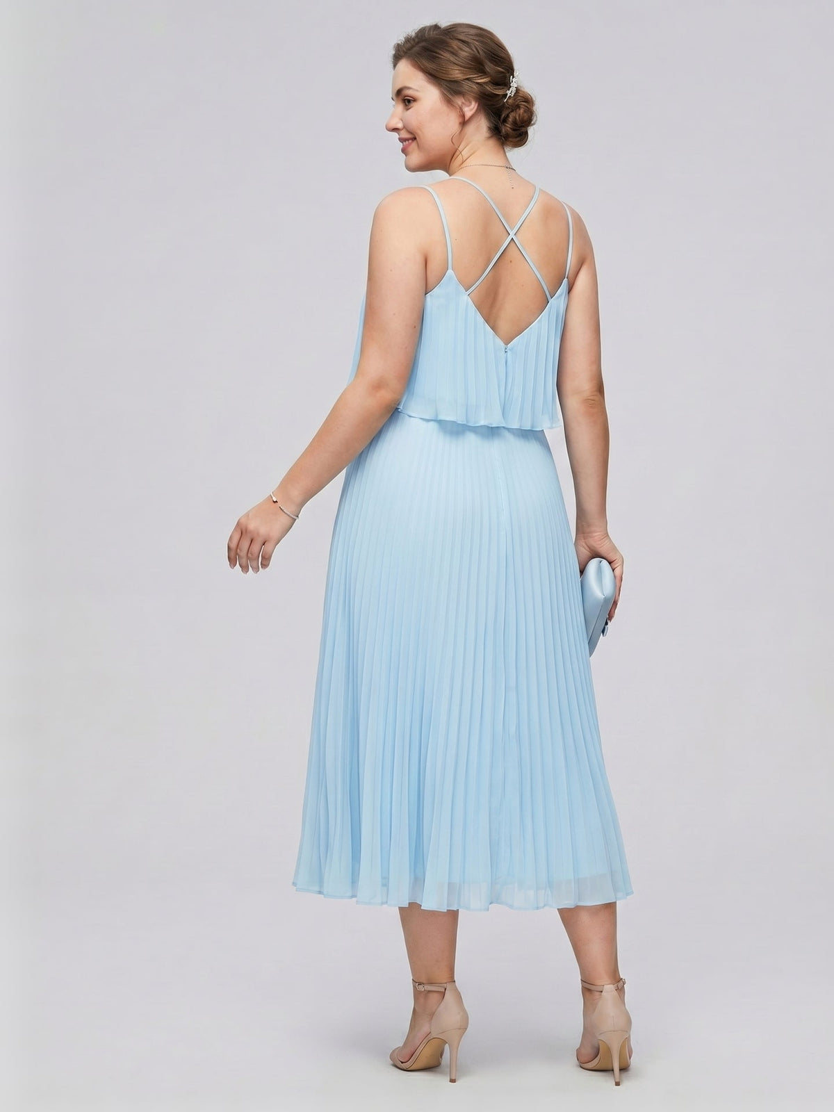 Coquette Sky Blue Chiffon A-Line V-Neck Back Zip Pleated Knee-Length Plus Size Bridesmaid Dress - Curvevia