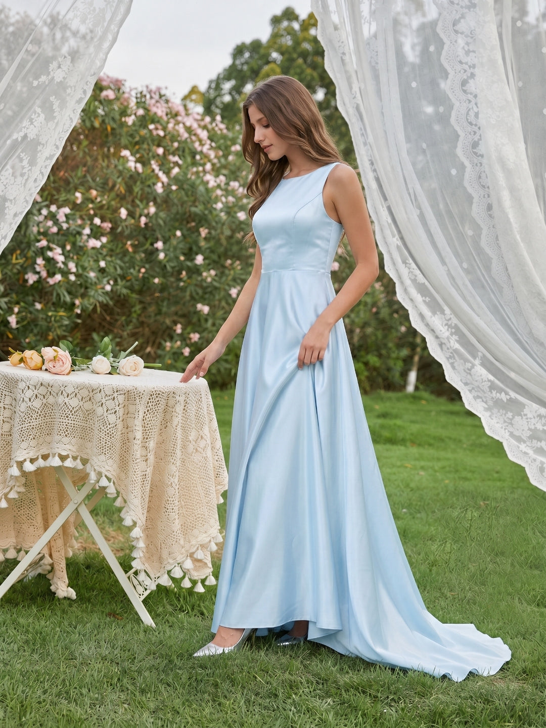 Sky Blue Satin A-Line Scoop Neck Back Zip Floor-Length Bridesmaid Dress - Curvevia