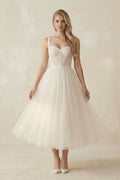 A-Line Sweetheart Sleeveless Tulle Tea-Length Wedding Dresses With Pleated - Curvevia