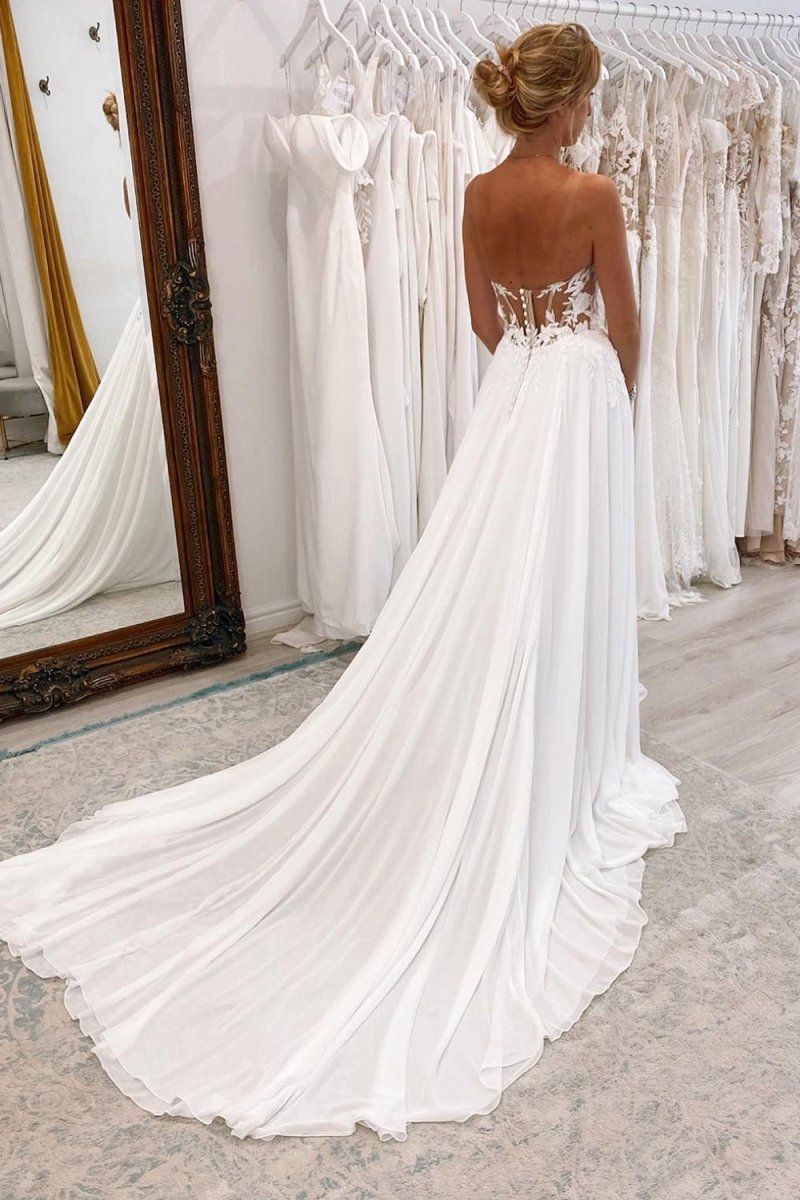 White Sweetheart Long Lace Boho Wedding Dress with Slit - Curvevia