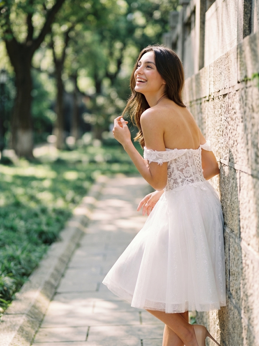White Tull A-Line Off-the-Shoulder Criss-Cross Straps Mini Homecoming Dress with 3D Flowers - Curvevia