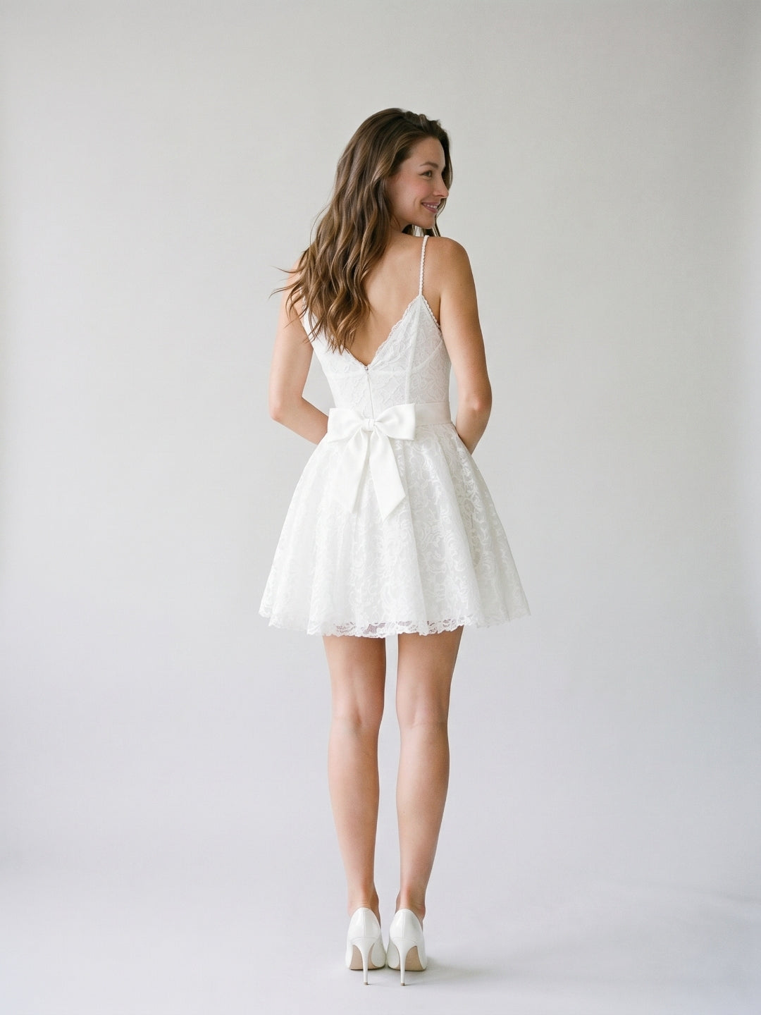 White Lace A-Line V-Neck Backless Short Homecoming Dress with Bow - Curvevia