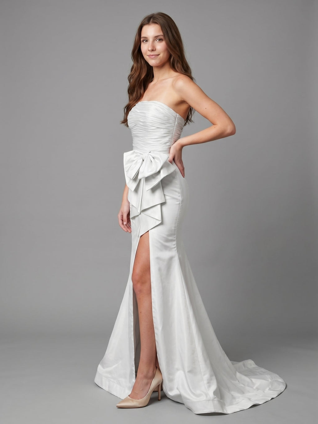 White Matte Satin Sheath Straight Neck Backless Floor-Length Bridesmaid Dress with Bow - Curvevia