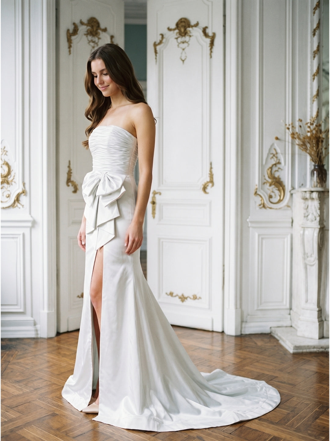 White Matte Satin Sheath Straight Neck Backless Floor-Length Bridesmaid Dress with Bow - Curvevia