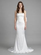 White Satin Mermaid Square Neck Backless Floor-Length Bridesmaid Dress with Bow - Curvevia