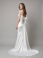 White Satin Mermaid Square Neck Backless Floor-Length Bridesmaid Dress with Bow - Curvevia
