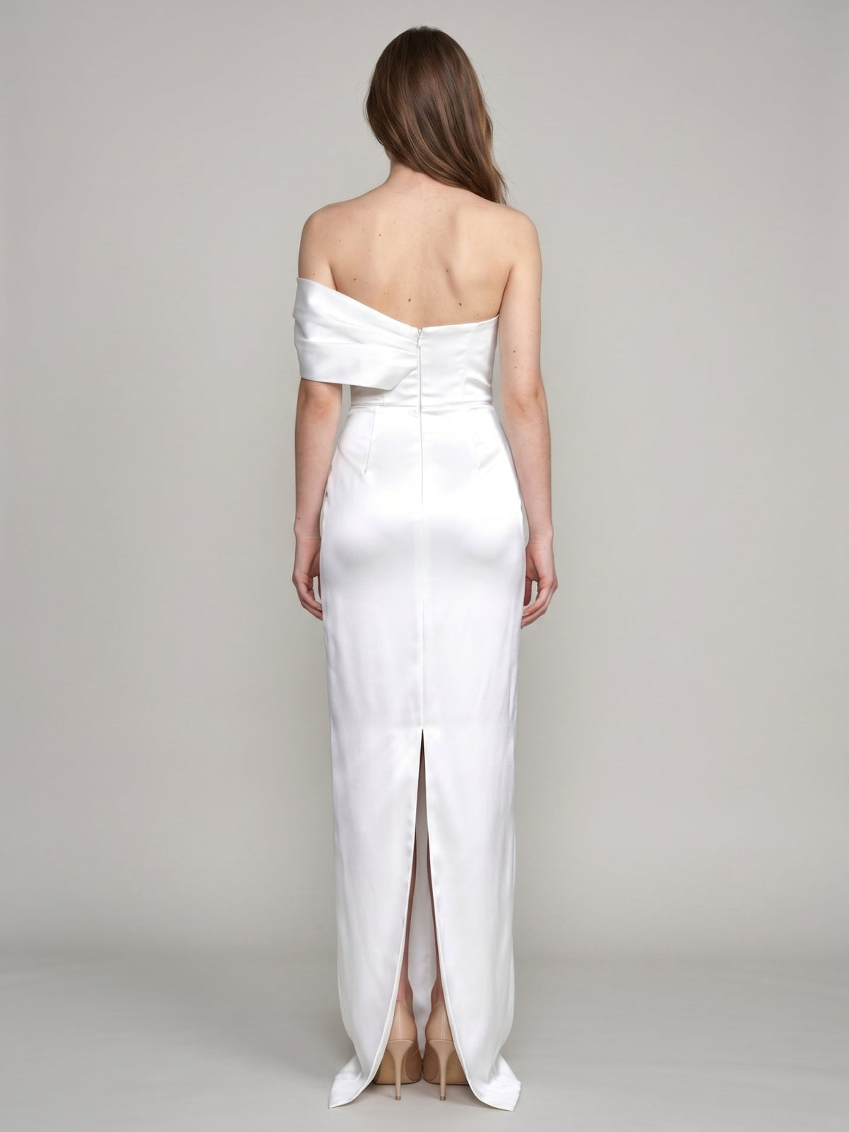 White Satin Sheath Straight Neck Backless Floor-Length Bridesmaid Dress with Bow - Curvevia