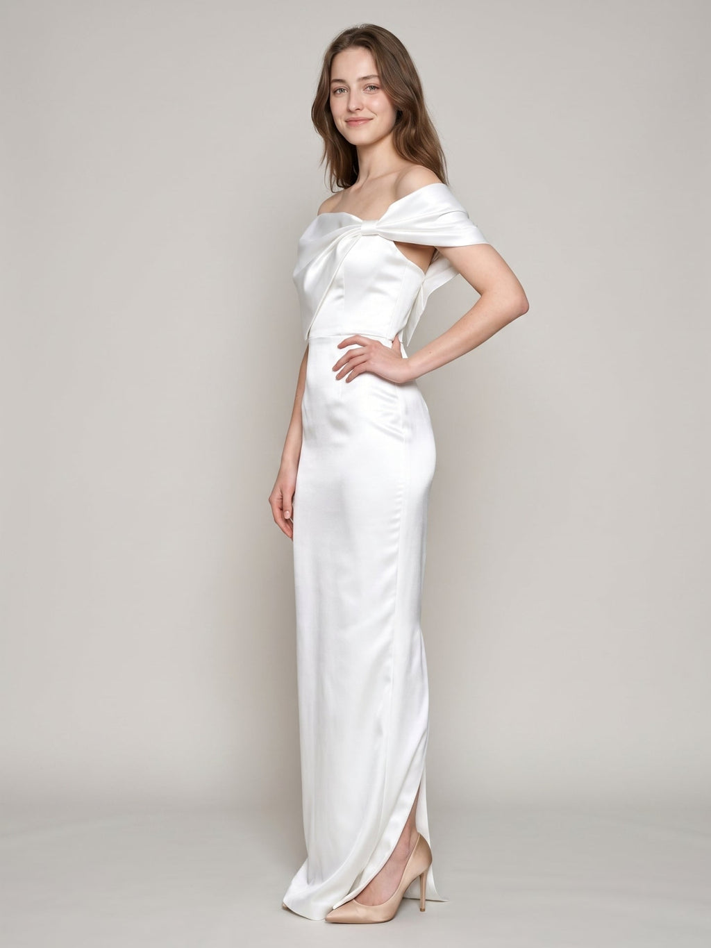 White Satin Sheath Straight Neck Backless Floor-Length Bridesmaid Dress with Bow - Curvevia