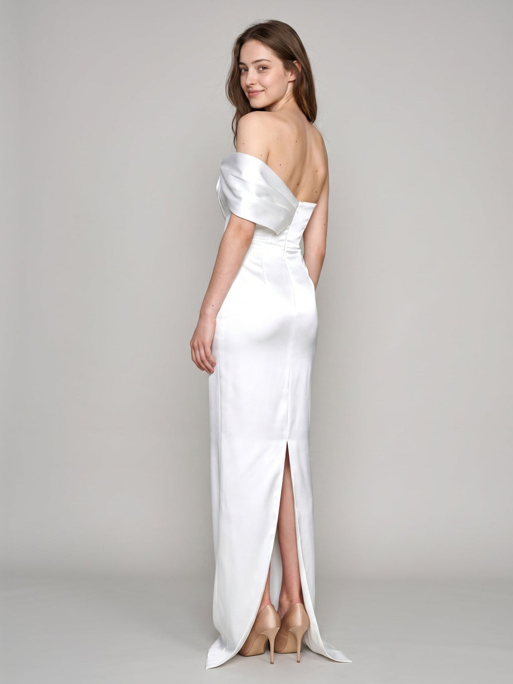 White Satin Sheath Straight Neck Backless Floor-Length Bridesmaid Dress with Bow - Curvevia