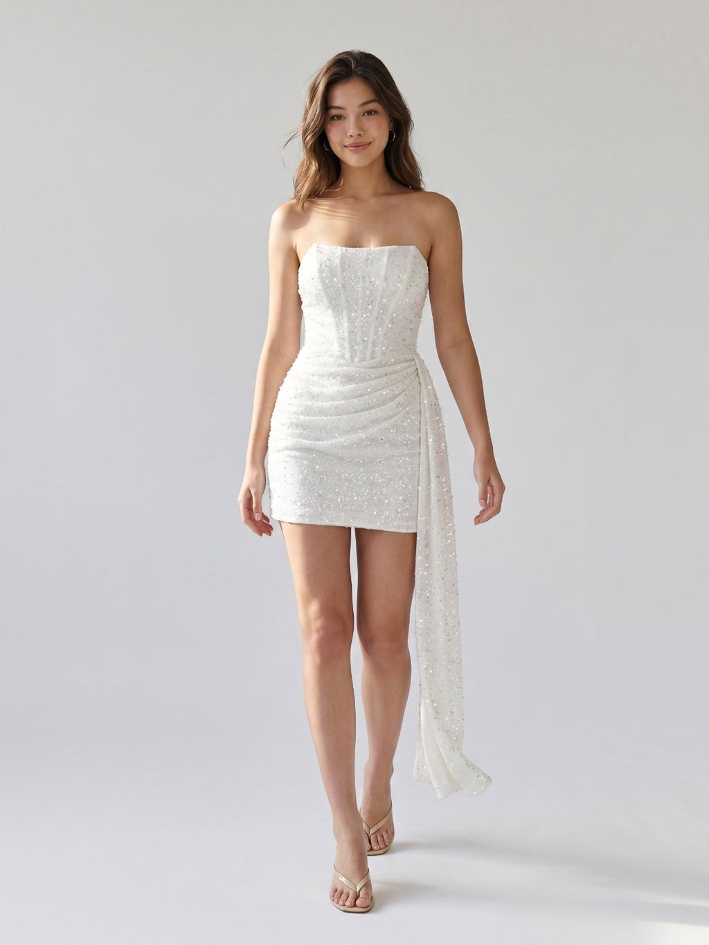 White Sequins Sheath Straight Neck Backless Mini Homecoming Dress - Curvevia