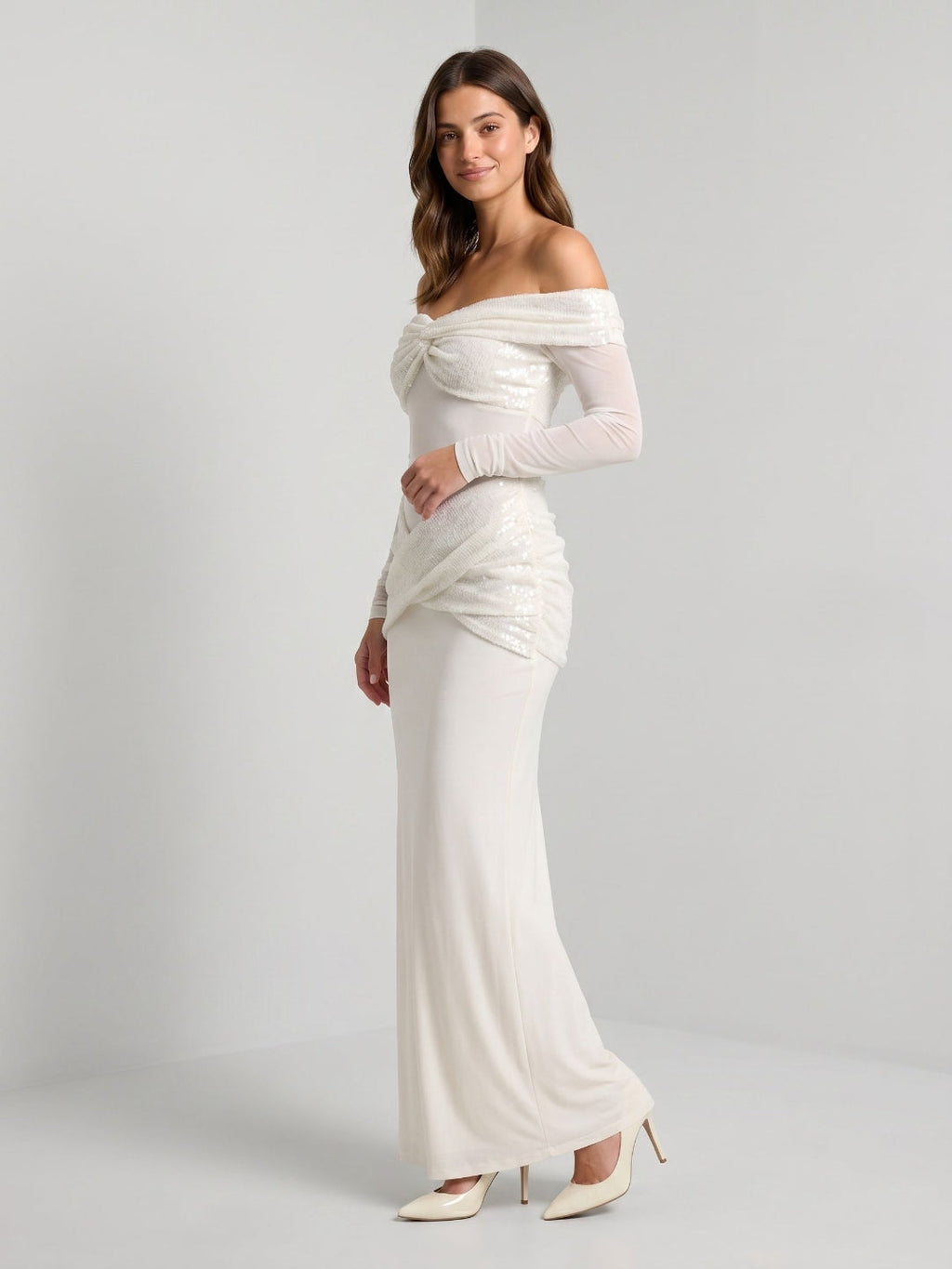 White Tulle Column Off-the-Shoulder Backless Floor-Length Formal Dress with Sequins - Curvevia