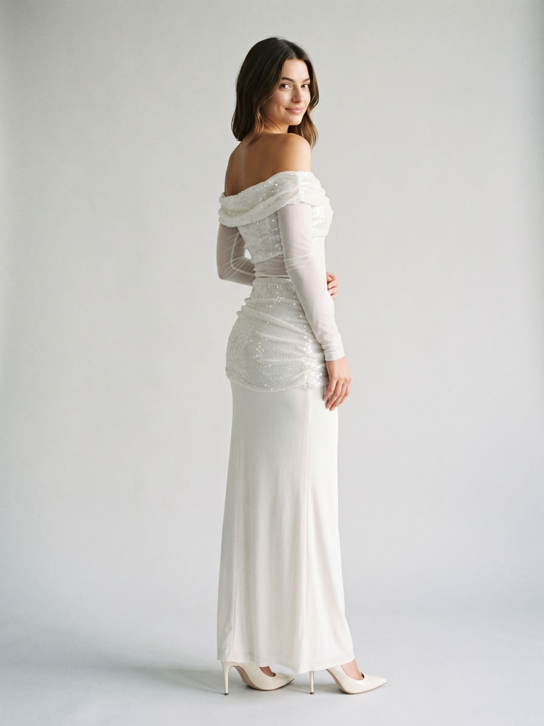 White Tulle Column Off-the-Shoulder Backless Floor-Length Formal Dress with Sequins - Curvevia