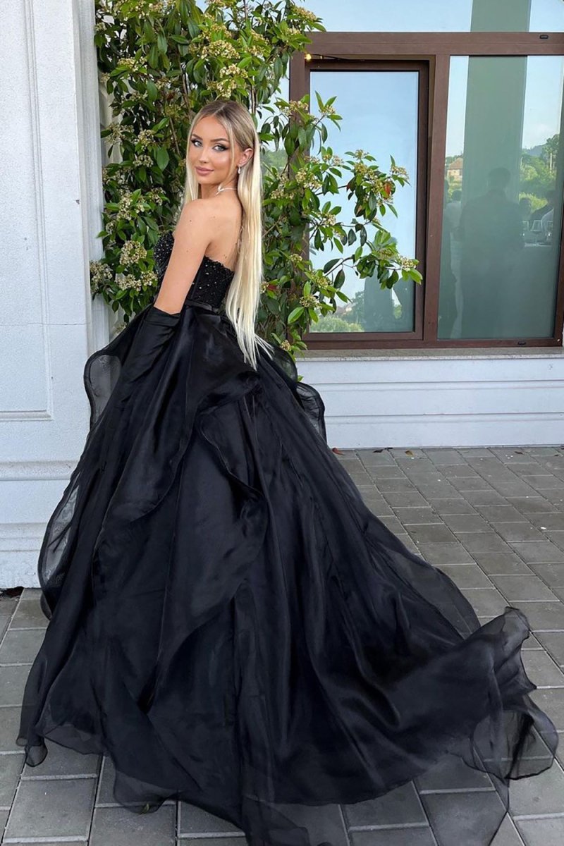 A Line Sweetheart Black Long Evening Dress with Beading - Curvevia