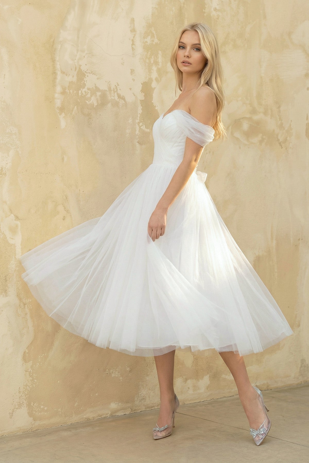 Sweet A-Line Off-The-Shoulder Little White Tulle Wedding Dresses - Curvevia