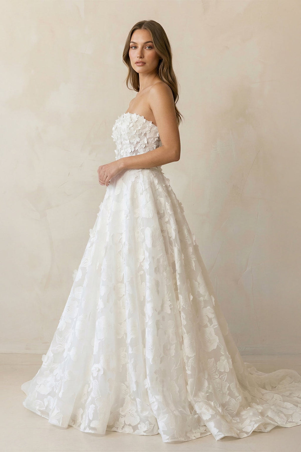 A-Line Strapless Floral Lace Wedding Dresses - Curvevia