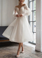 A-Line Sweetheart Long Sleeves Elegant Tulle Wedding Dresses With Appliques Lace - Curvevia