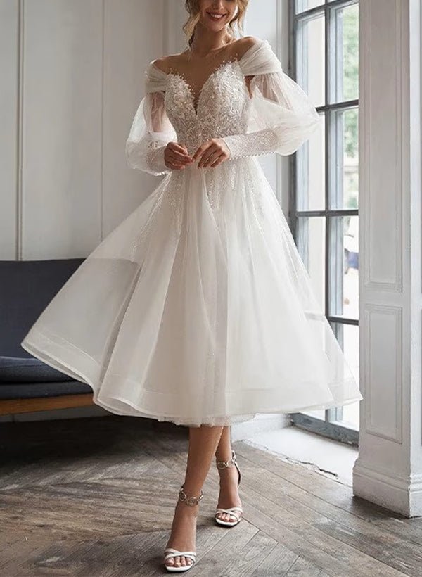 A-Line Sweetheart Long Sleeves Elegant Tulle Wedding Dresses With Appliques Lace - Curvevia