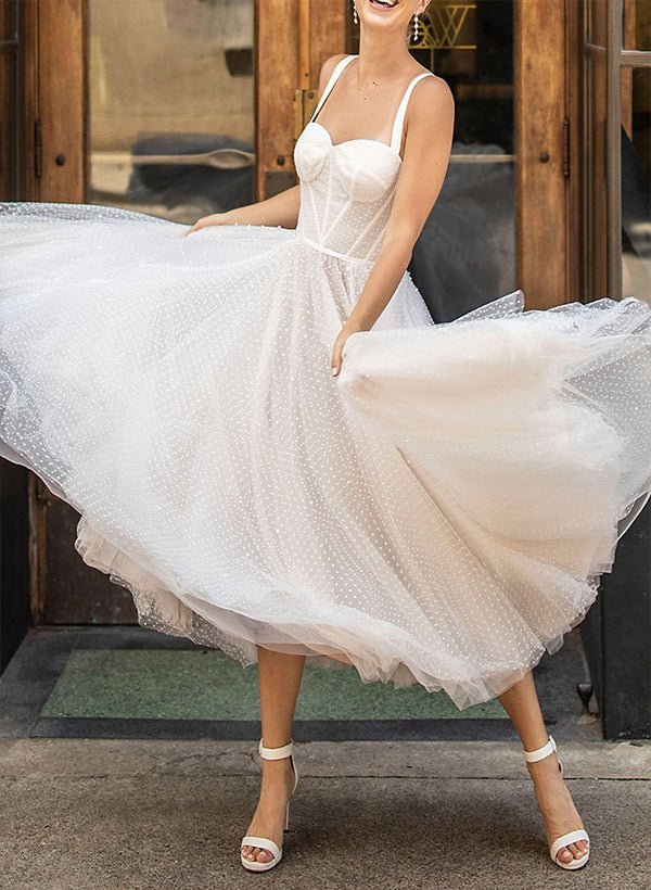 A-Line Sweetheart Sleeveless Tulle Tea-Length Wedding Dresses With Pleated - Curvevia